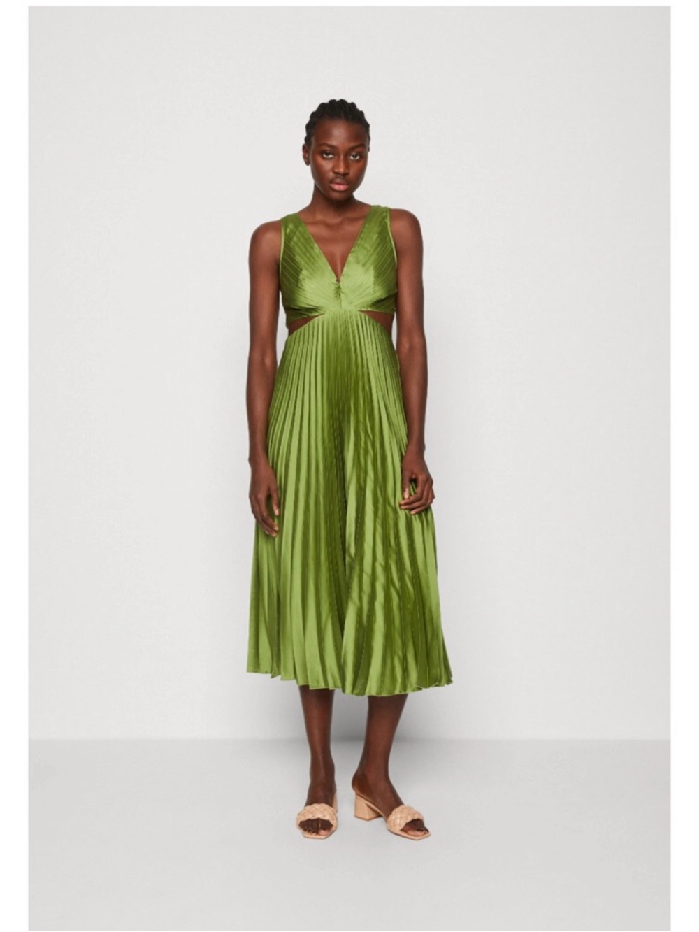 NWT Abercrombie & Fitch Giselle Satin Pleated Cut-Out Dress